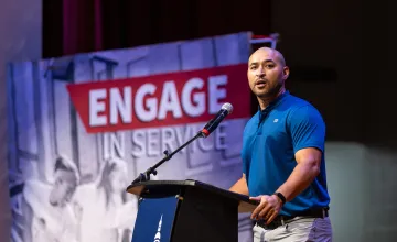 Jeremy A. Taylor speaks to students during Cumberlands' opening Engage event. 