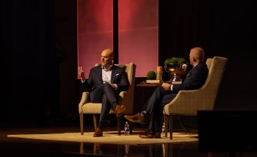 Author James Clear talks on stage during Cumberlands Leadership event. 