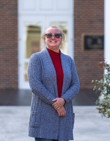 Kaleigh Nicley poses for a photo on Cumberlands campus. 