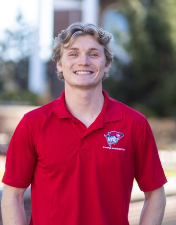 Campus ambassador and TJ Roberts award recipient Mason Smith.