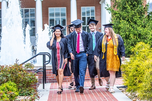 Cumberlands grads make it graduation with less debt than their peers