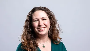 Dr. Sarah Nichter