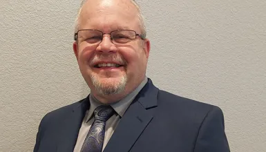 Dr. Robert (Kevin) Meade