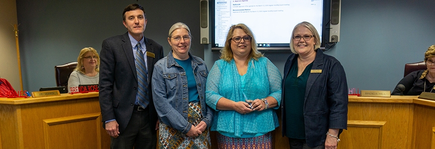 Office of Student Employment receives Community Partnership Award 