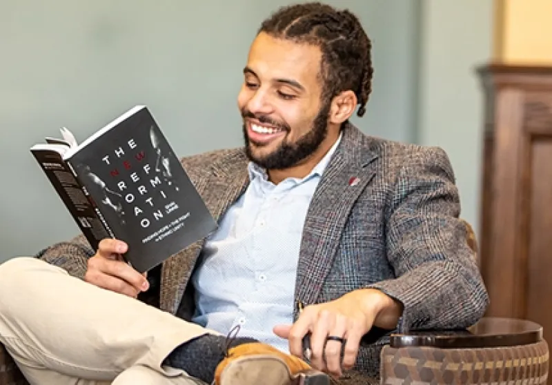 Devon Goings explores books through the diversity reading initiative