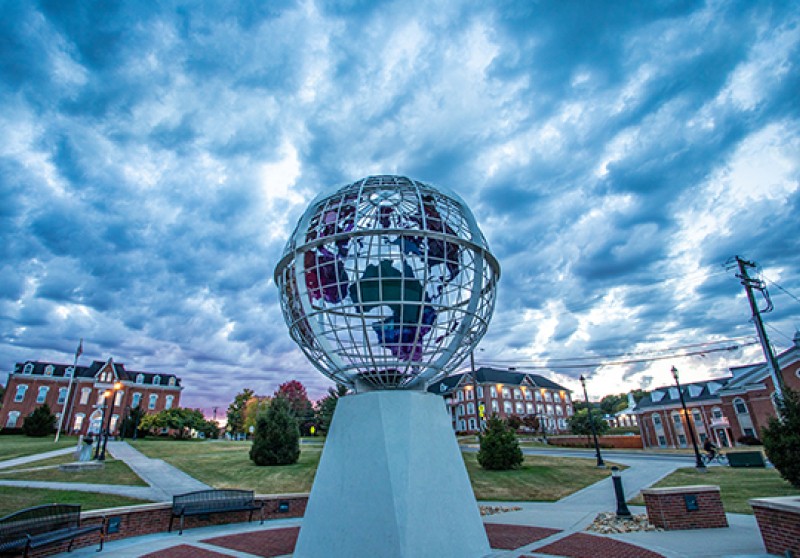 A statue of the globe on Cumberlands campus