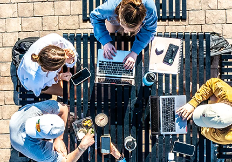Students study outside on the Cumberlands campus.