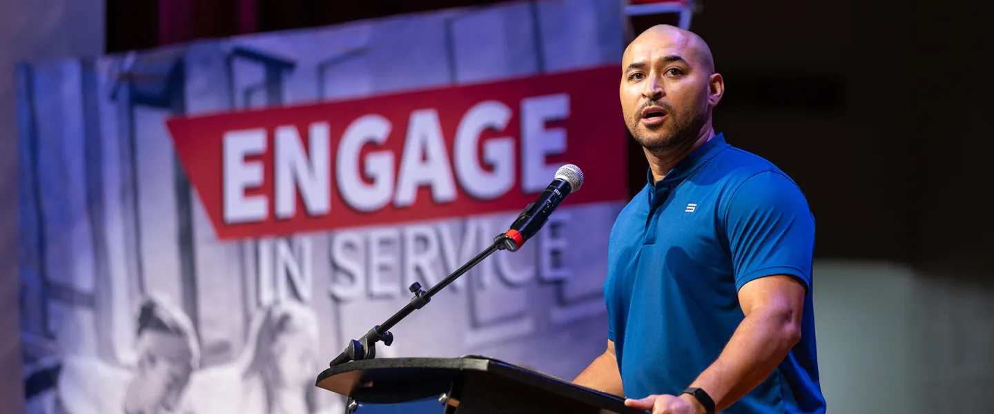 Jeremy A. Taylor speaks to students during Cumberlands' opening Engage event. 