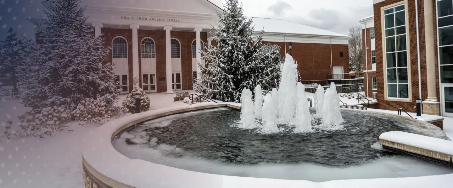 Snow on campus near the fountain. 