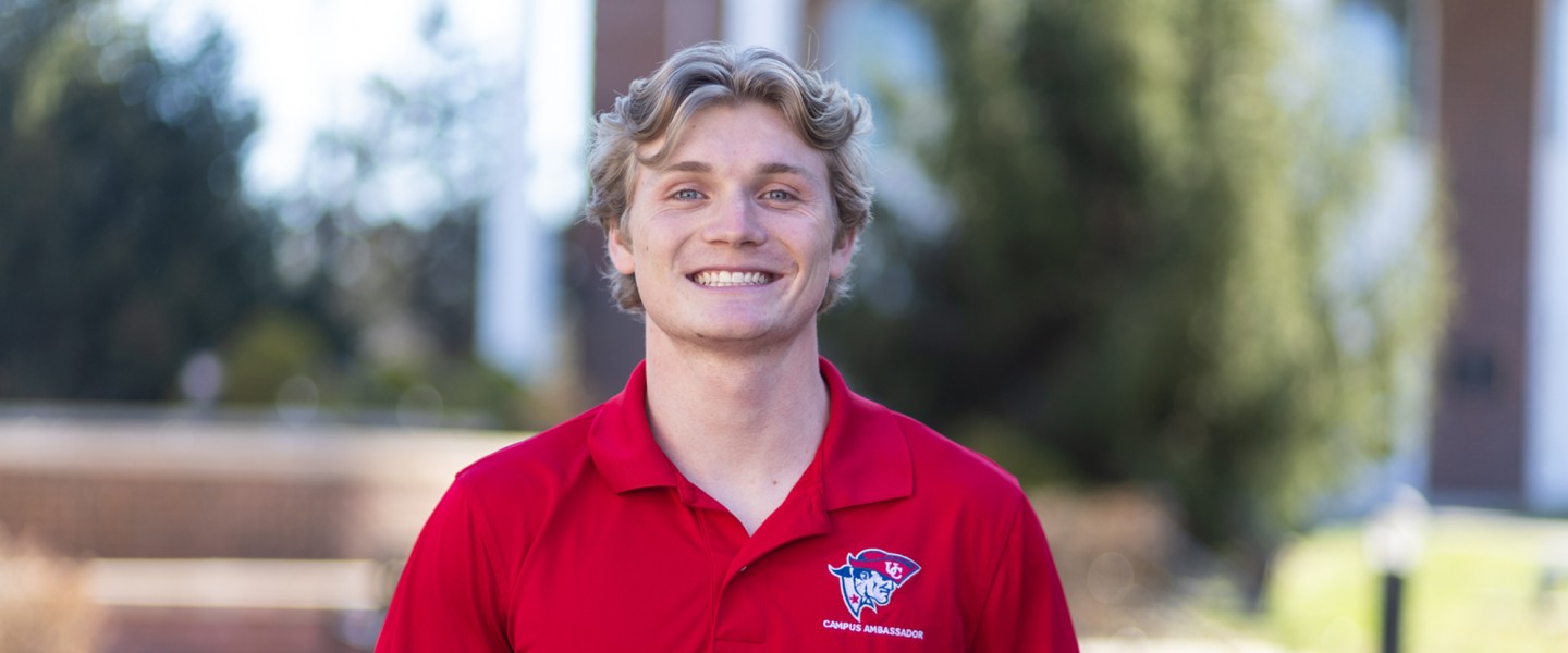 Campus ambassador and TJ Roberts award recipient Mason Smith.