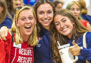 3 students posing for a picture