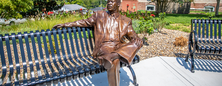 outdoor statue of Dr. MLK Jr.