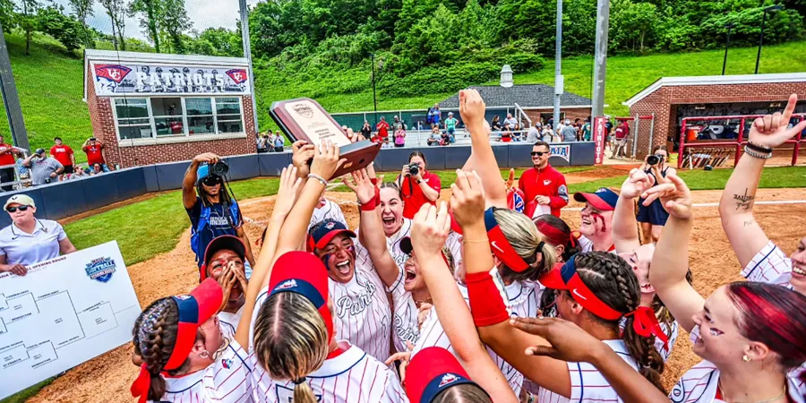 Cumberlands softball team celebrates after winning a tournament. 