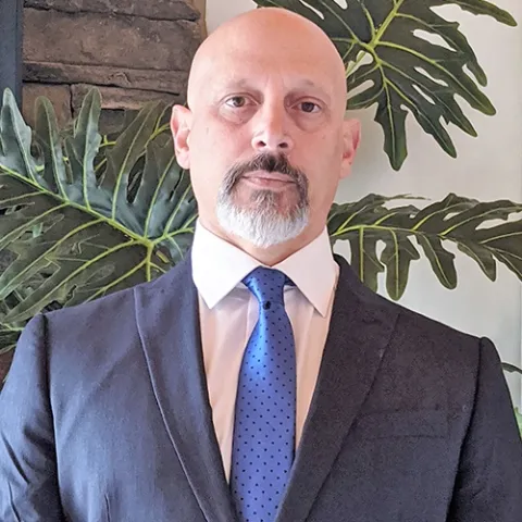 Dr. Salvatore Buzzurro
