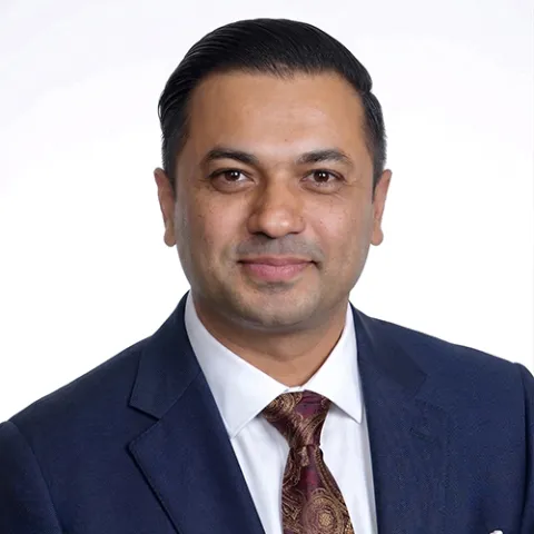 Dr. Aashis Luitèl
