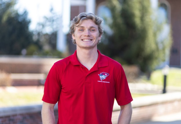 Campus ambassador and TJ Roberts award recipient Mason Smith.